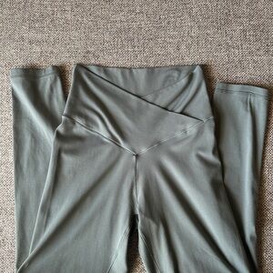 Aerie Green High-Waisted Leggings